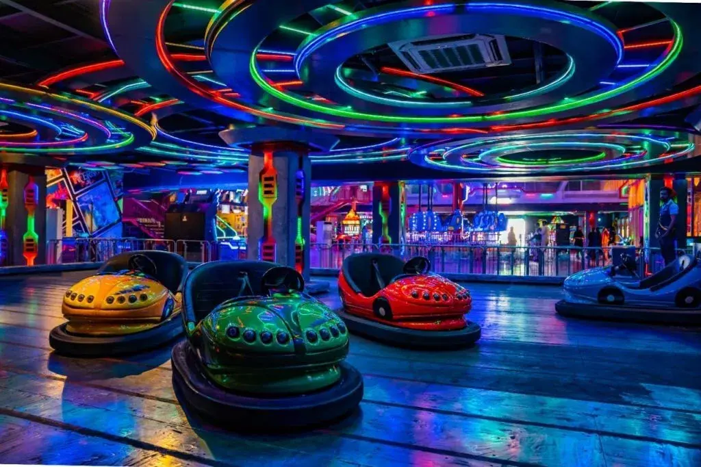 Super Space 8 Ride the Laser Bumper Cars