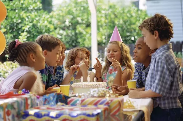 how to plan a birthday party 0 GettyImages 85628093
